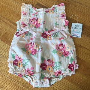 NWT 12-18 Mos Bubble Romper